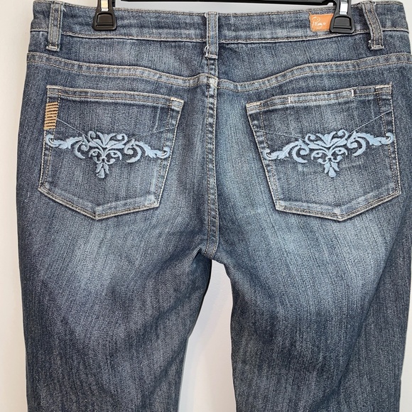 EUC Paige Benedict Canyon Relaxed Fit Embroidered Pocket Jeans Size 31 - Picture 7 of 9